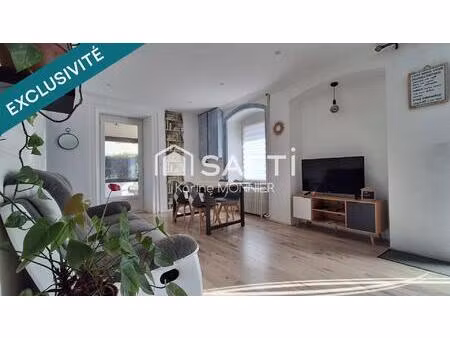 une maison avec 2 logements
