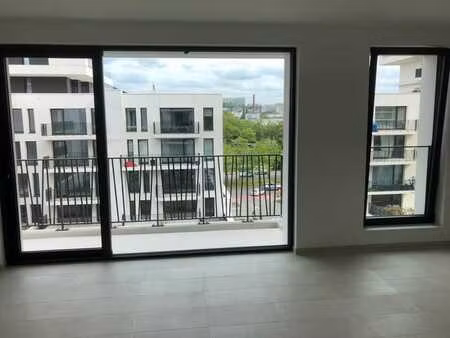 apt neuf 1 chambre  digue du canal  anderlecht vue jardin