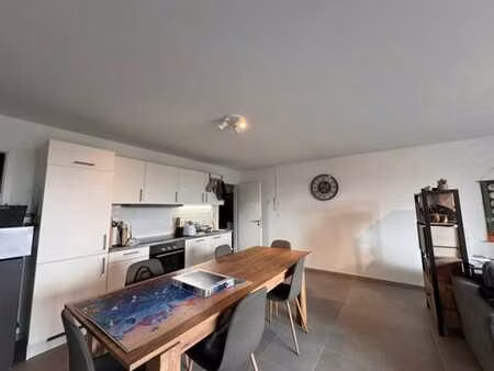 appartement 2 chambres avec terrasse à libramont