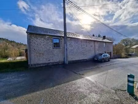 belle maison de village en pierre 4 facades.