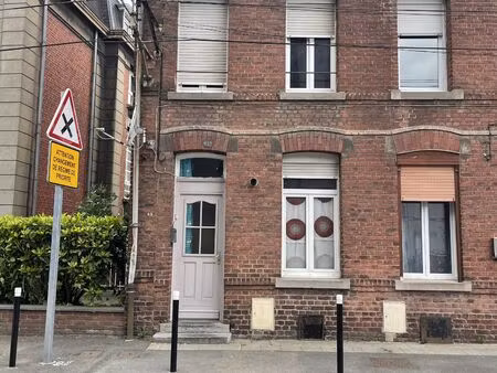 maison de ville semi individuelle hyper centre !