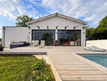 vente maison 6 pièces 204.58 m² à sadirac (33670)  634 400 €