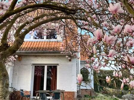 belle maison au centre de wezembeek-oppem avec grand jardin
