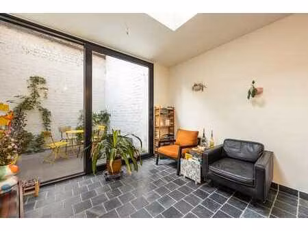 volledig gerenoveerde en energiezuinige woning (175m² bew...
