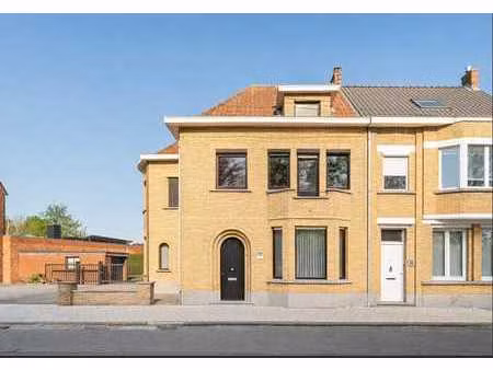 maison mitoyenne à vendre à oeselgem