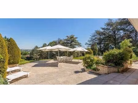 maison avec jardin et terrasse saint-cyr-au-mont-d’or (69)