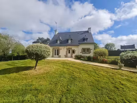 a vendre pleugriffet maison lumineuse et spacieuse