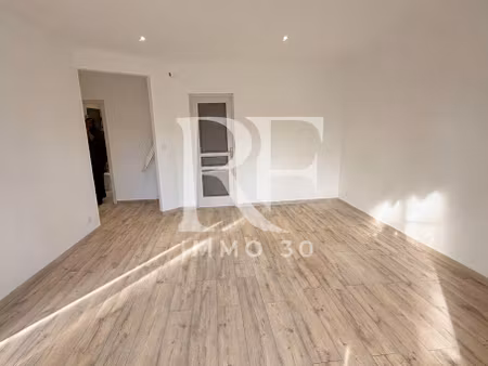 vente appartement 3 pièces 65 m² à nimes (30000)  140 400 €
