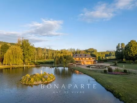 domaine de 4 hectares avec lac  moulin et maisons à colombages