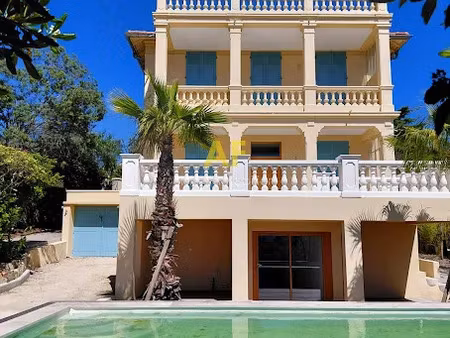 vente maison 8 pièces 198 m² à saint-raphael (83700)  1 980 000 €