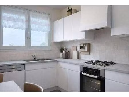 vente maison à saint-jean-du-bois (72430) : à vendre / 114m² saint-jean-du-bois