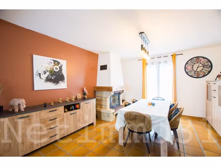 maison avec jardin et garage