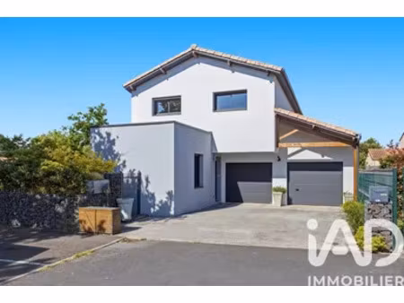 maison à gorges (44190)