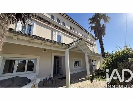 vente immeuble 1 200 m²