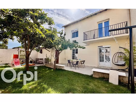 maison arles m² t-5 à vendre  325 000 €