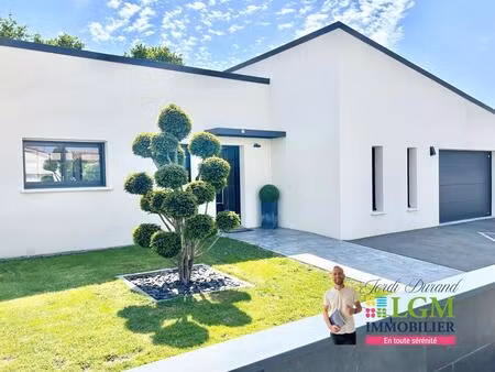 la boissière-des-landes – propriété contemporaine aux prestations haut de gamme