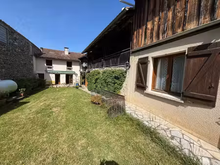 maison de village en pierres 225m² 220 000 € à izaut de l'ho