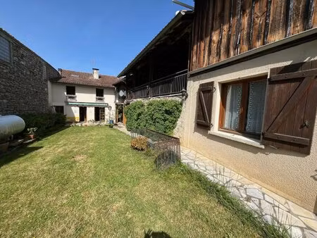 maison de village en pierres 225m² 234 000 € à izaut de l'ho