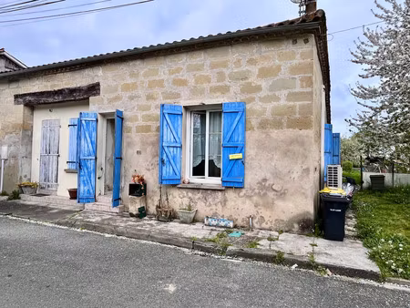jolie maison de village en pierre 120m2 avec jardin