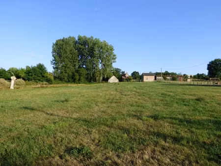 terrain à bâtir de 700 m² à bieujac (33)