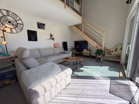 a louer: appartement 3 chambres à saint-hubert