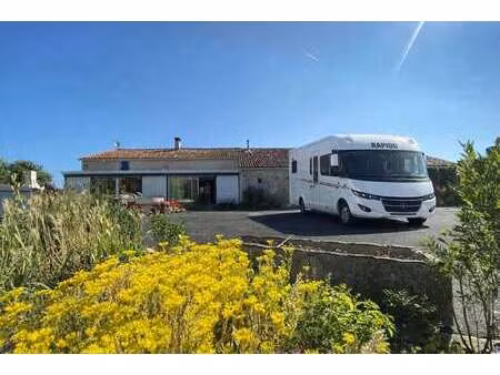 vente maison à cezais (85410) : à vendre / 166m² cezais