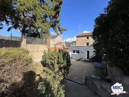 vente maison à montrevault-sur-evre (49110) : à vendre / 118m² montrevault-sur-evre