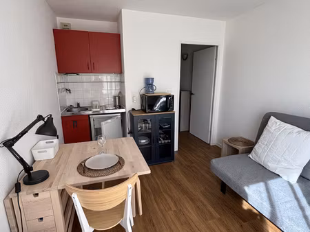 t1 meuble - parking- cuisine equipee