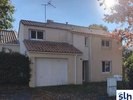 vente maison à la chapelle-saint-florent (49410) : à vendre / 108m² la chapelle-saint-flor