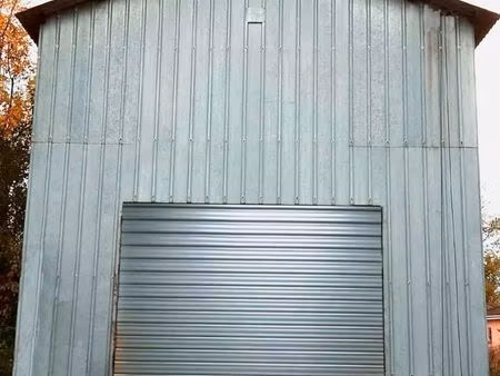 local de stockage 100m2 à louer