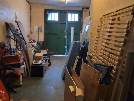 garage / box rangement fermé rue lesueur