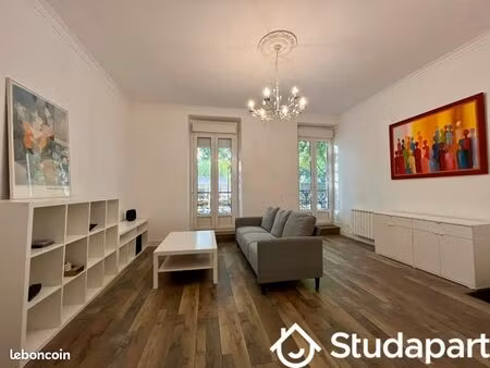 chambre 1 pièce 10 m²