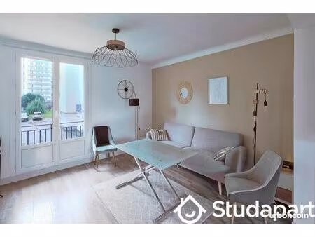 chambre 1 pièce 11 m²
