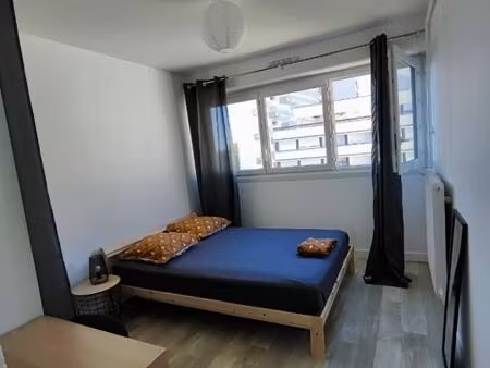 chambre 1 pièce 12 m²