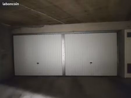 garage 99 999 m² saint nazaire