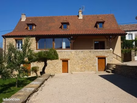 maison a louer en clunysois