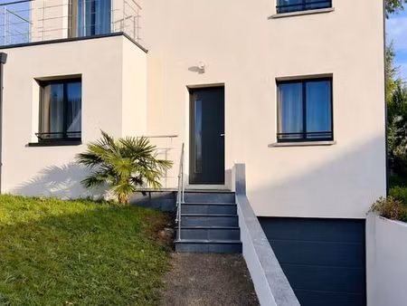 à louer – maison 5 pièces 95 m² avec jardin  garage