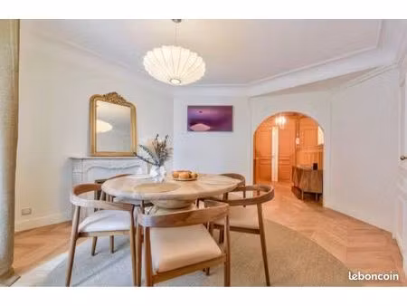 appartement à louer 55m2 tour eiffel- passy paris 16