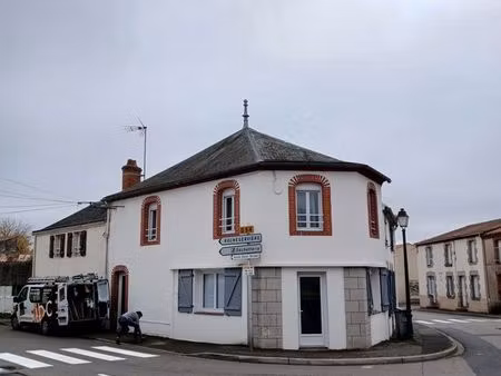 a louer - maison de ville de 51m² 44650 touvois