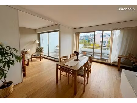 grand appartement lumineux - double terrasse - vue tour eiffel