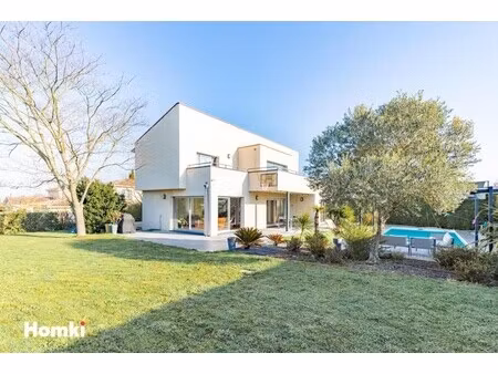 maison de luxe à vendre à flourens