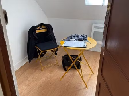 bureau calme et propre / proche gare