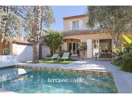 maison de luxe à vendre à marseille 8ème