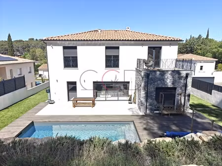 maison de luxe à vendre à ventabren