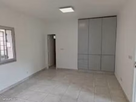 bureau/ local toutes activités