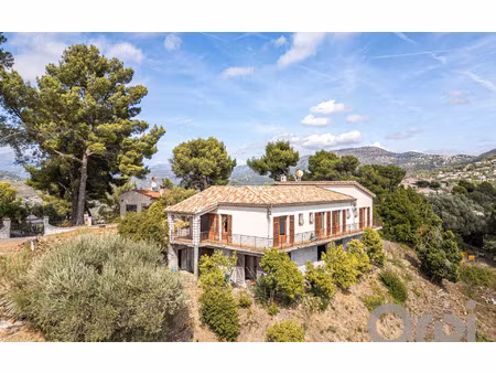 maison nice 139 m² t-5 à vendre  600 000 €