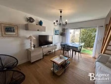 vente maison à saint-gilles-croix-de-vie croix de vie (85800) : à vendre / 48m² saint-gill