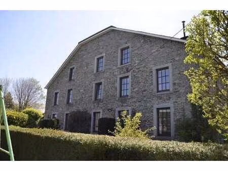 maison d'habitation avec partie grange et terrain