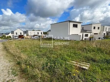 terrain constructible viabilisé à vendre