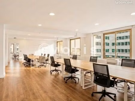 bureau 1 681 m²